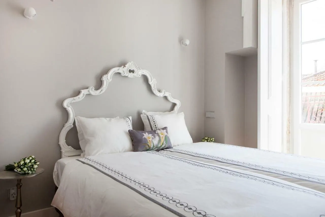 Alfama Sophisticate Flat With Balconies 2Bedrs 2Baths & Ac In 19Th Century Building Historic Center Apartment Lisbon