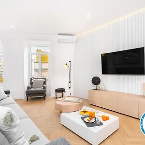 Apartment Whome | Luxury Duplex Prime Location Great For Families