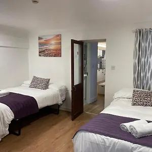 https://studio-room-city-centre.brighton-hotels-england.com